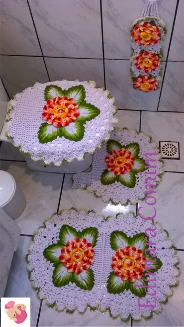 Jogo de Banheiro de Crochê Branco com Flores Laranjas