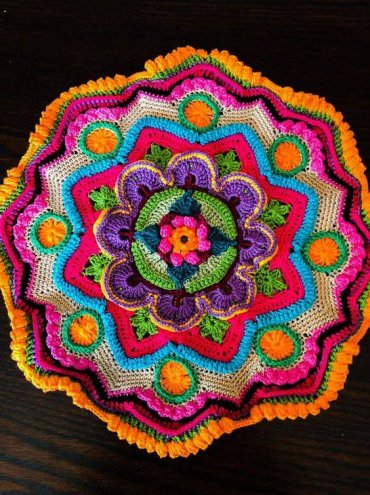 Mandala de Crochê Colorida