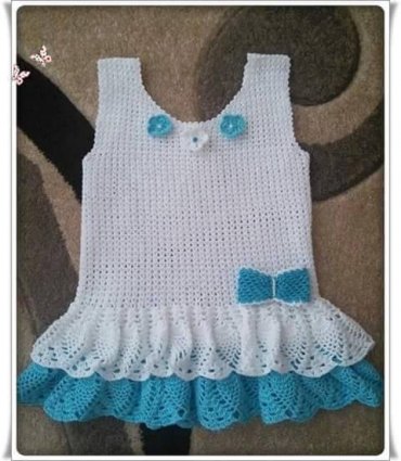 Vestido Infantil de Crochê Azul e Branco